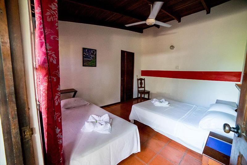 Hotel Hibiscus Cabina 4 Playa Junquillal エクステリア 写真