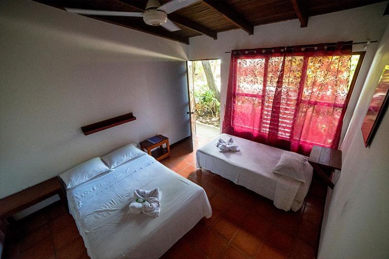 Hotel Hibiscus Cabina 4 Playa Junquillal エクステリア 写真