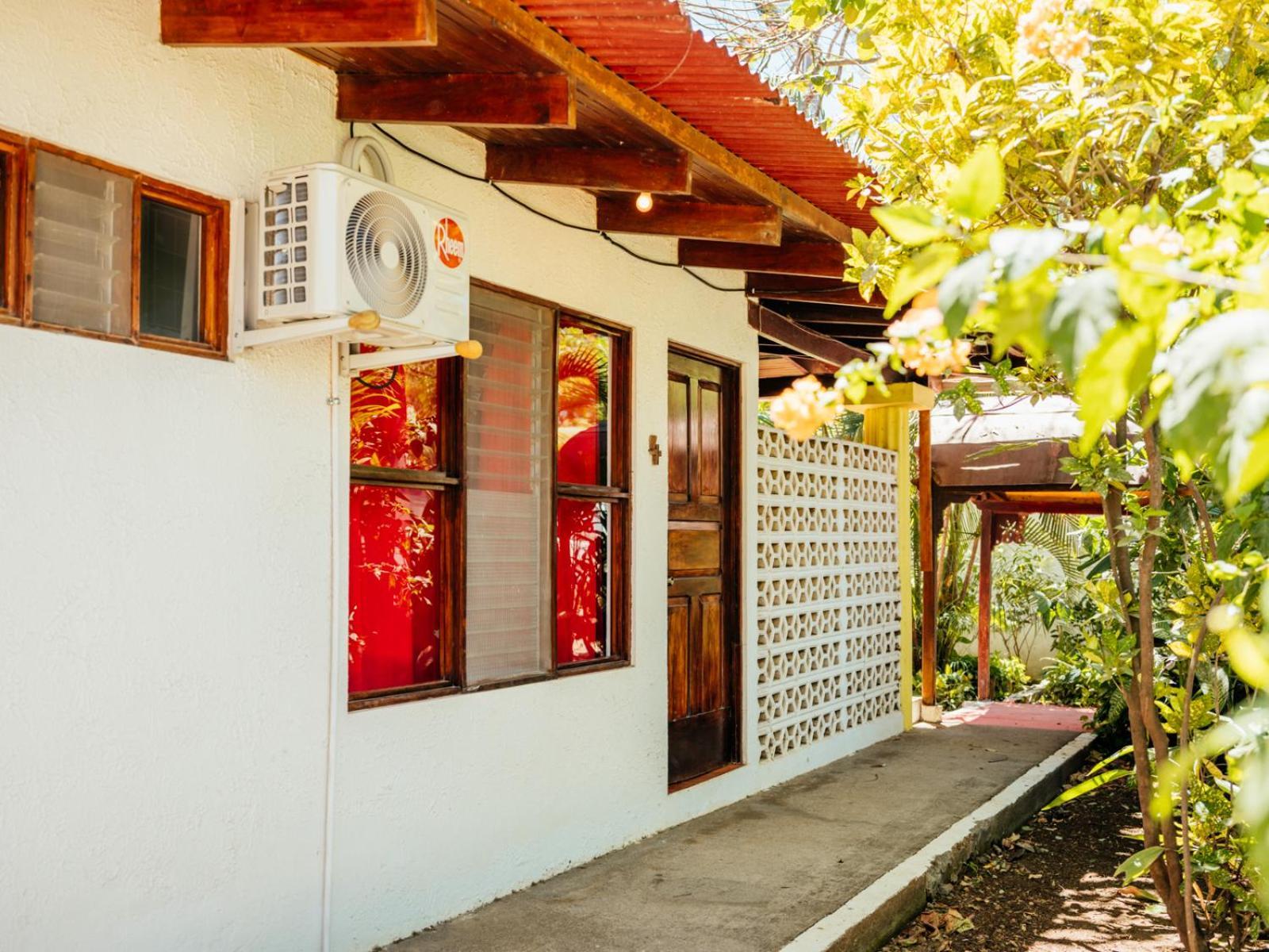Hotel Hibiscus Cabina 4 Playa Junquillal エクステリア 写真